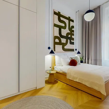 דירה Artistic Homes In The Heart Of