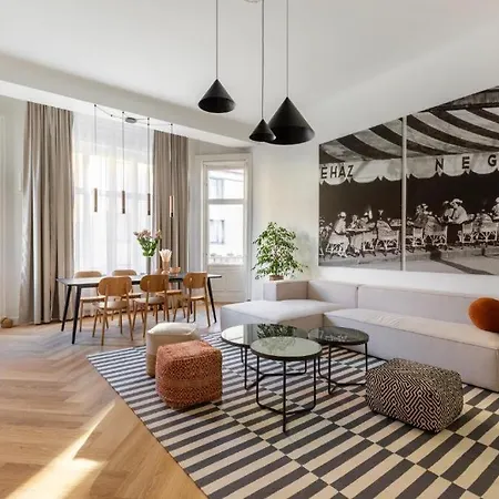 דירה Artistic Homes In The Heart Of *