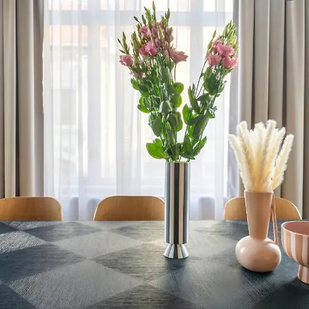 Artistic Homes In The Heart Of דירה בודפשט