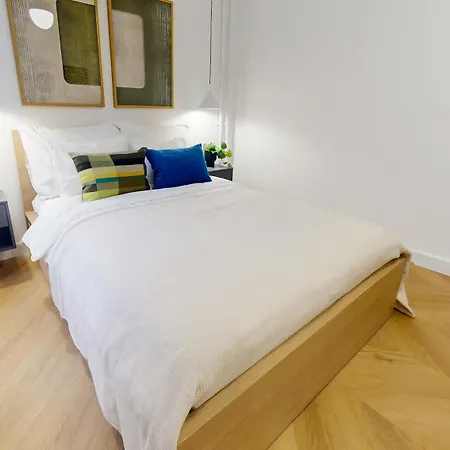 Artistic Homes In The Heart Of Apartamento