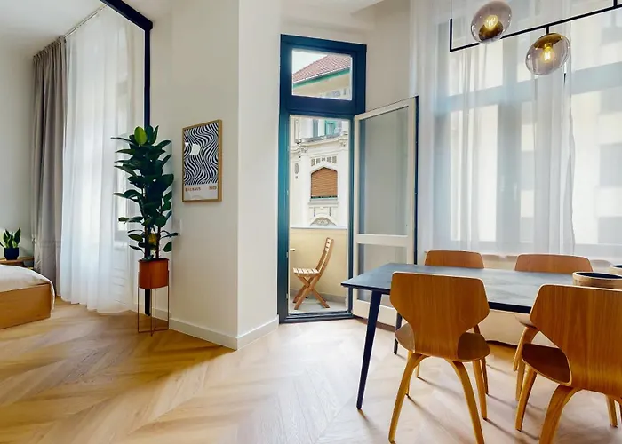 Artistic Homes - 3 Unique Apartamento *